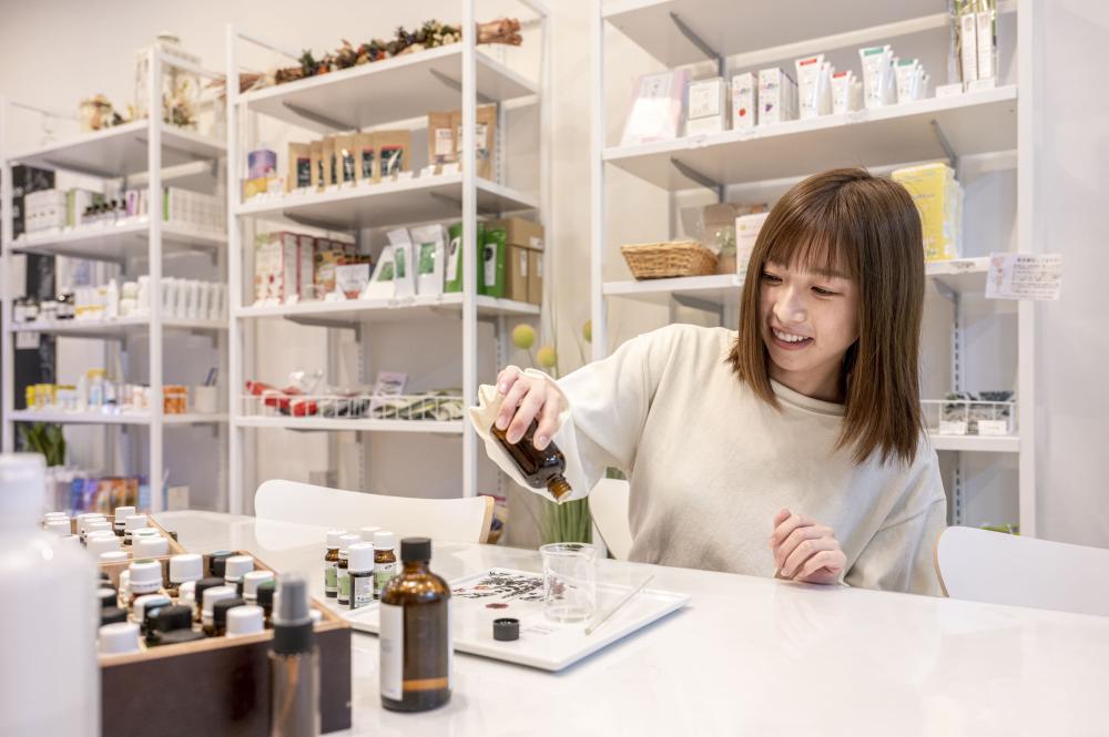 Hanna Fragrance Studio