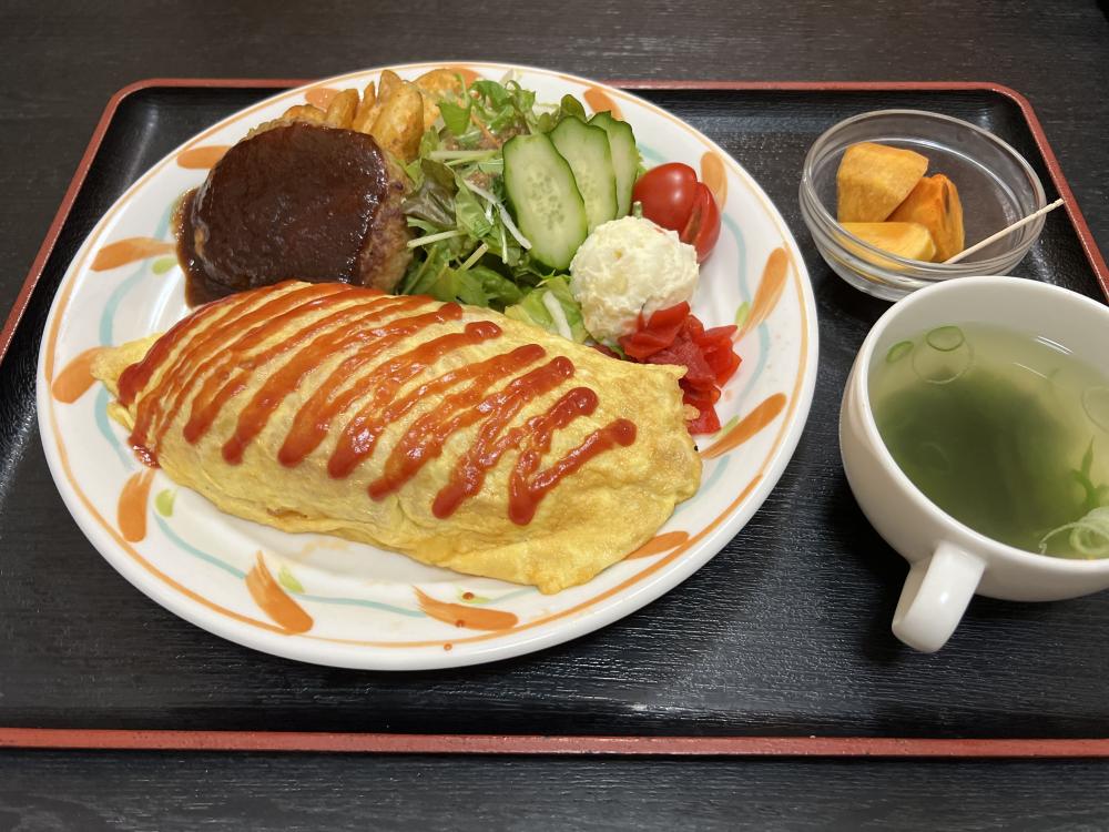 食べ処・飲み処 楽園